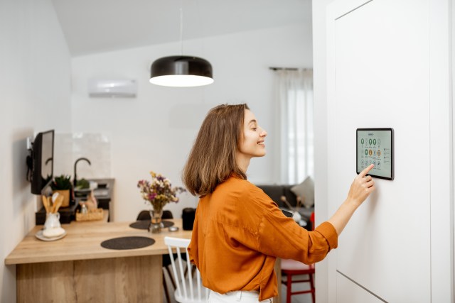 The Future of Home Living: Exploring the Benefits of Smart Home Technology